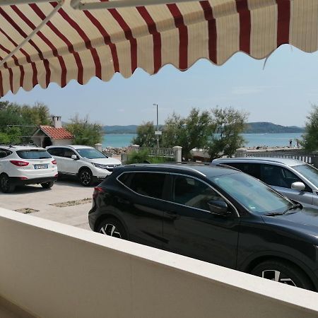 Apartments Vili Betina Betina  Exterior foto